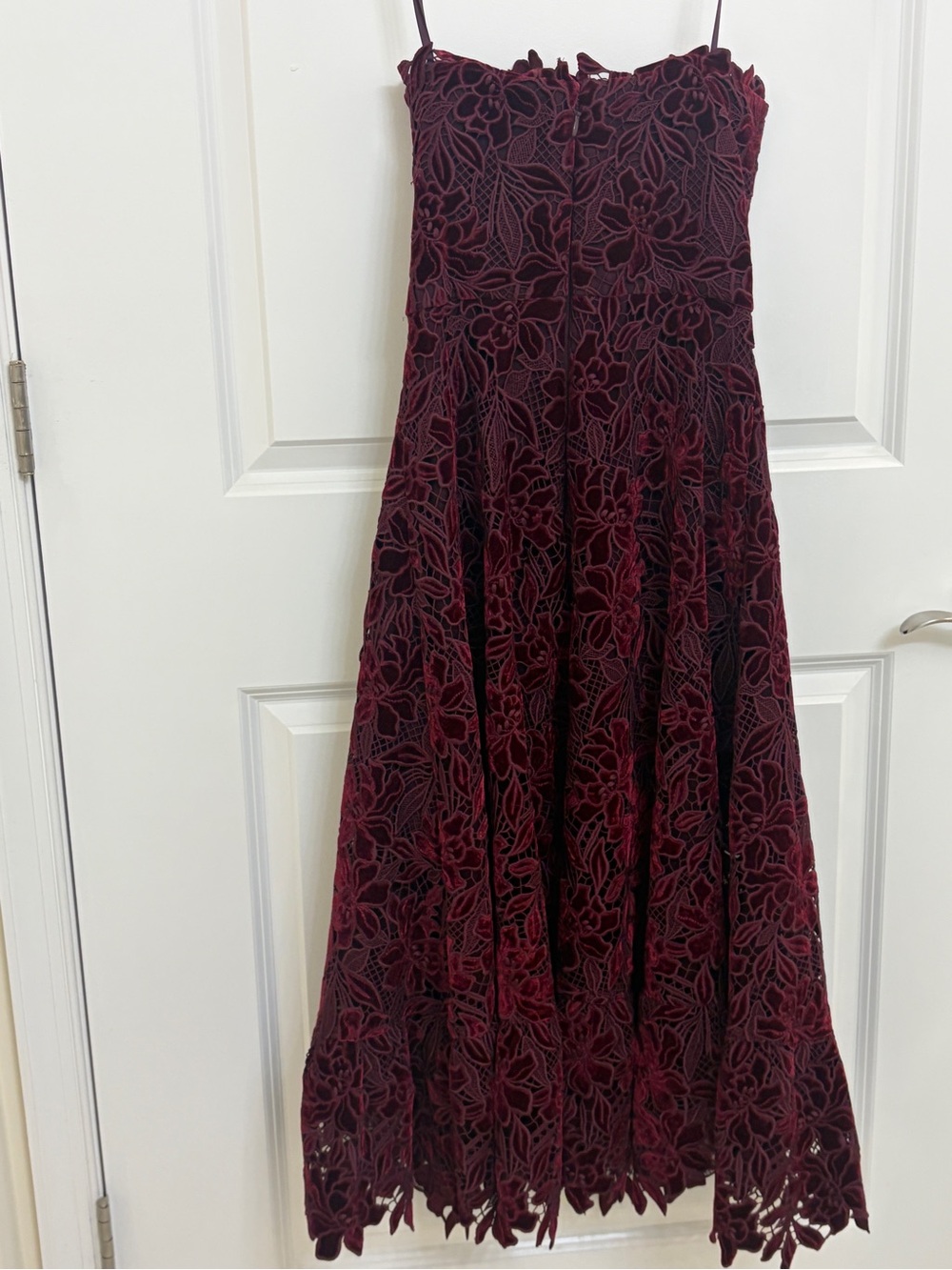 Dress the Population Burgundy Floral Lace Strapless Midi Dress - size small